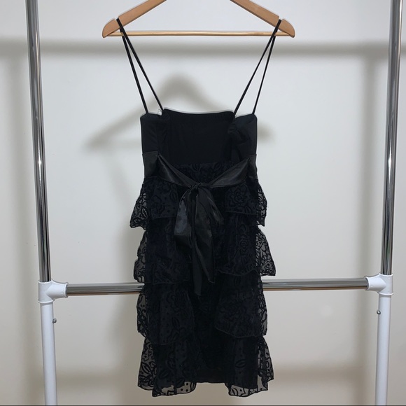 Omen’s Size 6 LBD Little Back Dress - Picture 5 of 5